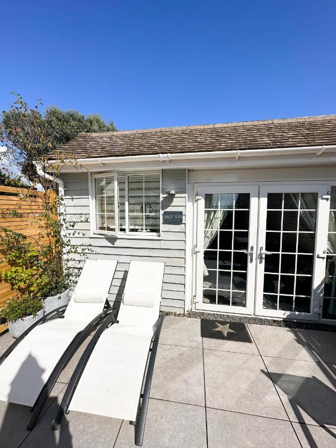 Seaside Cabin Retreat In Hayling Island South Hayling Bagian luar foto
