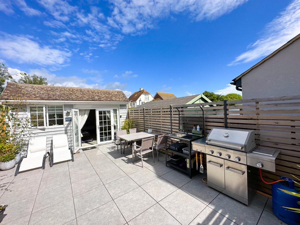Seaside Cabin Retreat In Hayling Island South Hayling Bagian luar foto