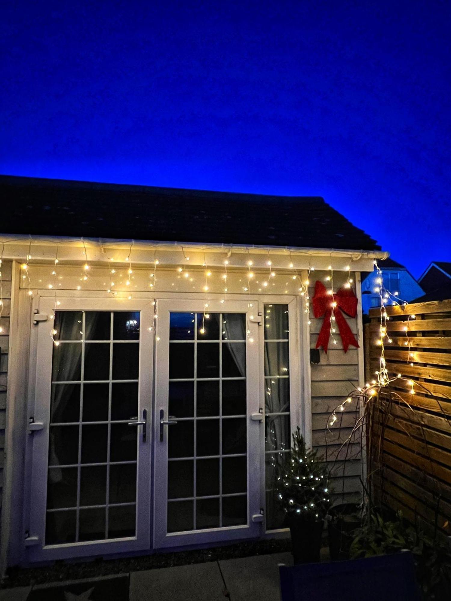 Seaside Cabin Retreat In Hayling Island South Hayling Bagian luar foto